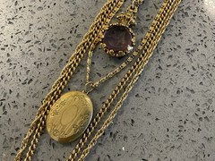 Vintage 20” Goldette 4-Strand Chain Intaglio Cameo & Locket Pendant Necklace