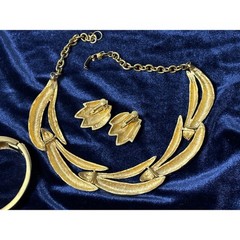 Vintage Matte Gold Abstract Stem Choker Necklace Bracelet Earrings Set 90’s
