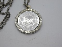 VINTAGE NECKLACE~COIN~UNITED STATES~1776~TWENTY D~24″ CHAIN~SILVER TONE