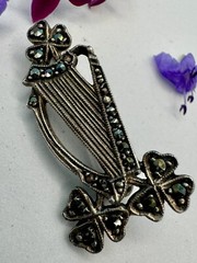 Vintage EFE 935 Sterling Silver Marcasite Harp & Clover Celtic Brooch Pin Signed