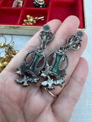 Lot 12 pairs & 10 singles Vintage clip on/screw back Earrings,many signed w/box