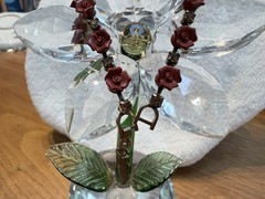 Vintage Bracelet with Deep Resin RoseFlowers and the rhinestone