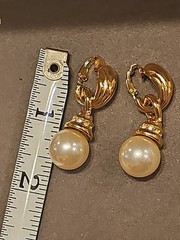 Nolan Miller Glamour Collection Rhinestone Pearl Clip On Earrings Gold Tone 3172