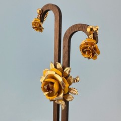 Vintage Yellow Enamel Flower Brooch Dangle Earrings Set Gold Tone Cabbage Rose