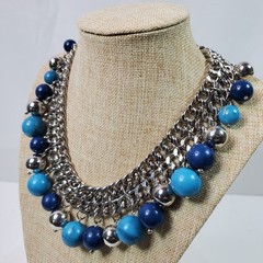 Casual Career Statement Meshed Chain Necklace 18 Inch Silver Tone w/ Blue Beads