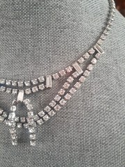 Vintage prong set Rhinestone Festoon Style Statement necklace. 15.5″