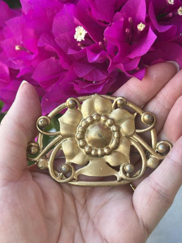 Vintage Large Gold Tone Art Nouveau Style Floral Brooch Sash Pin 3.5 X 2 1/4″