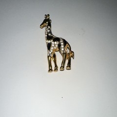 Vintage Gold Tone Giraffe Brooch Pin_Black Enamel_Pavé Rhinestone