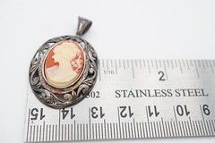 Vintage Jezlaine Sterling Silver 925 Cameo Pendant