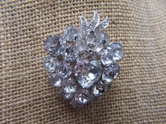 VINTAGE LARGE SIGNED EISENBERG ICE CLEAR RHINESTONE HEART SHAPED SILVER BROOCH
