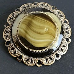 West Germany Brooch Pin Jewelry Green Art Glass Filigree Vintage Fashion Beauty