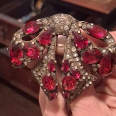 Early Eisenberg Piece 1940s Brooch Pin