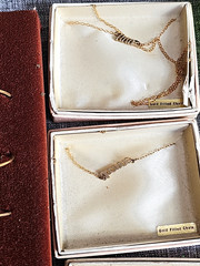 115 PC MONOGRAM NAME VINTAGE JEWELRY GOLD TONE STICK PIN BRACELET NECKLACE 1980s