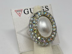 Vintage GUESS ? Y2K Oversized Faux Pearl Rhinestone Cocktail Ring Statement 8.5