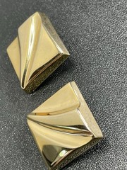 Vintage 1.1” Gold Tone Abstract Light Metal Earrings