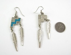 TURQUOISE CHIP Dangling FEATHER EARRINGS Vintage Pierced SW 92 Silvertone 3″