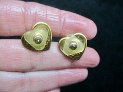 Valentine’s Day Liz Claiborne 1980’s Gold Tone Black Cabochon Pierced Earrings