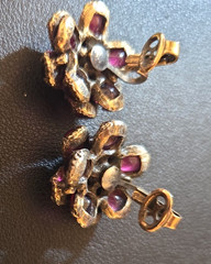 Vtg Crown Trifari (C) Renaissance Teardrop Cranberry Glass Necklace Set ~ Signed