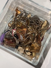 Vintage to Now Costume Jewelry & Components LOT CR-#101