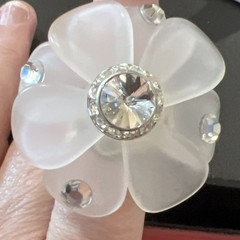 Lucite Plastic Flower Ring Size 7