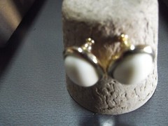 1 Pair Old .75″in Acrylic Ivory Oval Shape Stud Earrings