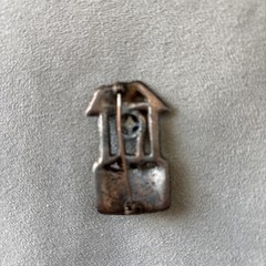 Vintage Pin Wishing Well W/Swinging Bucket Copper