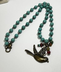 Vintage Southwestern Style Faux Turquoise Beaded Necklace 26in Bird Pendant