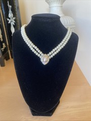 Vintage Pearl Necklace Crystal Halo Pendant Estate Jewelry Pre-Owned Glamourous