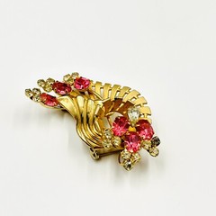 Vintage Fan Wave Rhinestone Brooch Red and Clear Prong Set Stones Gold Tone Pin