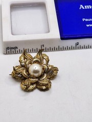 Vintage Damascene Flower Brooch With A Damaged Faux Pearl 1.25in Multi-tone…