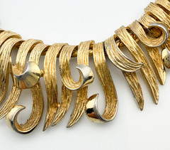 Boucher La Scala Brushed Gold Tone Choker Necklace & Clip-On Earrings Set 1956