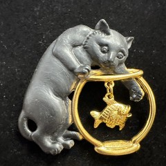 Vintage JJ Black And Gold Tone Cat Brooch. Fish In The Bowl.