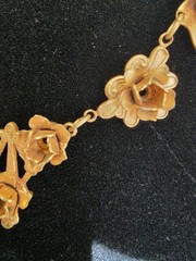 Beautiful Vintage Mid-Century 1940s/1950s Floral Ivy Bib Choker Necklace – 15…
