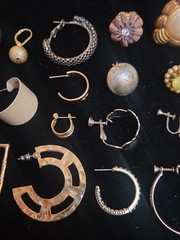 Lot Of Vintage Costume Jewelry Single Earrings Clip On Pierced Craft