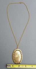 Vintage Mid Century Gold Tone Starburst Statement Pendant Necklace 17.75 Award