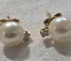 Vintage 14K Yellow Gold Akoya Cultured Pearl Diamond Stud Earrings Fine Estate