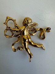 Vtg Metropolitan Museum of Art Cherub Pin 24K Gold Plated w Original Paperwork