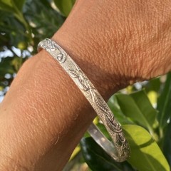 Vintage Sterling Silver Leaf Scroll Repousse Skinny Bangle Bracelet Size M-L