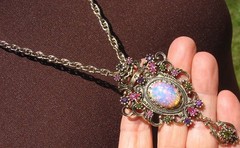 Vtg Sarah Coventry Victorian Contessa Glass Fire Opal Brooch Pendant Necklace