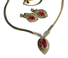 Vintage LADY REMINGTON RED & CLEAR RHINESTONE NECKLACE Earrings SET-Signed