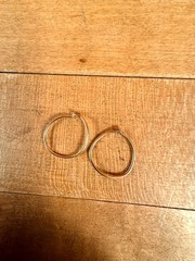 Vintage Small Gold Hoop Earrings 5/8″ Thin Minimal Classic Everyday