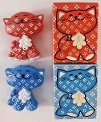 Vintage 70’s Avon Fragrance Glace Pin Pal Blue & Red Calico Cat NEW w/Box