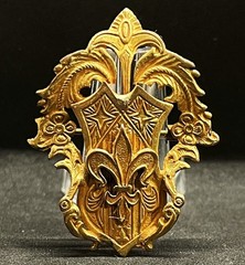 France 1920´ old beauty brooch fleur-de-lis shield, Art Nouveau design elegant