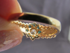 ANTIQUE BRISTOL 14K YELLOW GOLD TIERED EMERALD DIAMOND CLUSTER HALO RING