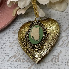 Gold Heart Locket Photo Birthday Anniversary Wedding Green Butterfly Necklace