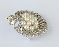 Vintage Jomaz Brooch Joseph Mazer Clear Rhinestone Pearl Pave Pin Unsigned