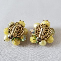 Vtg VENDOME Yellow Gold Faux Pearls Glass Balls Beads Clip On Earrings