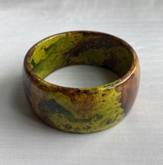 Vintage Green Yellow Brown Swirled Bakelite Bangle Bracelet 67mm