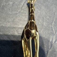 Womens Jewelry Giraffe Pin Brooch Gold Tone Vintage Animals Safari Collectible