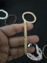 9 Vtg Bracelet Rhinestone Metal Faux Pearl Beads 7 Stretchable